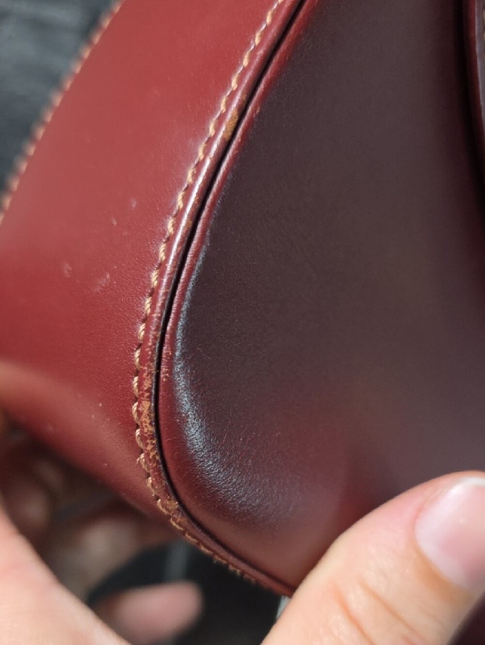 Vintage Cartier Burgundy Leather Crossbody Bag with Gold Turn-Lock - Picture 3 of 16